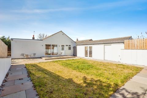3 bedroom bungalow for sale, Cleveland Avenue, West Yorkshire WF2