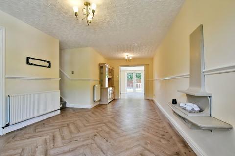 4 bedroom semi-detached house for sale, Suffolk Drive, Cheshire SK9