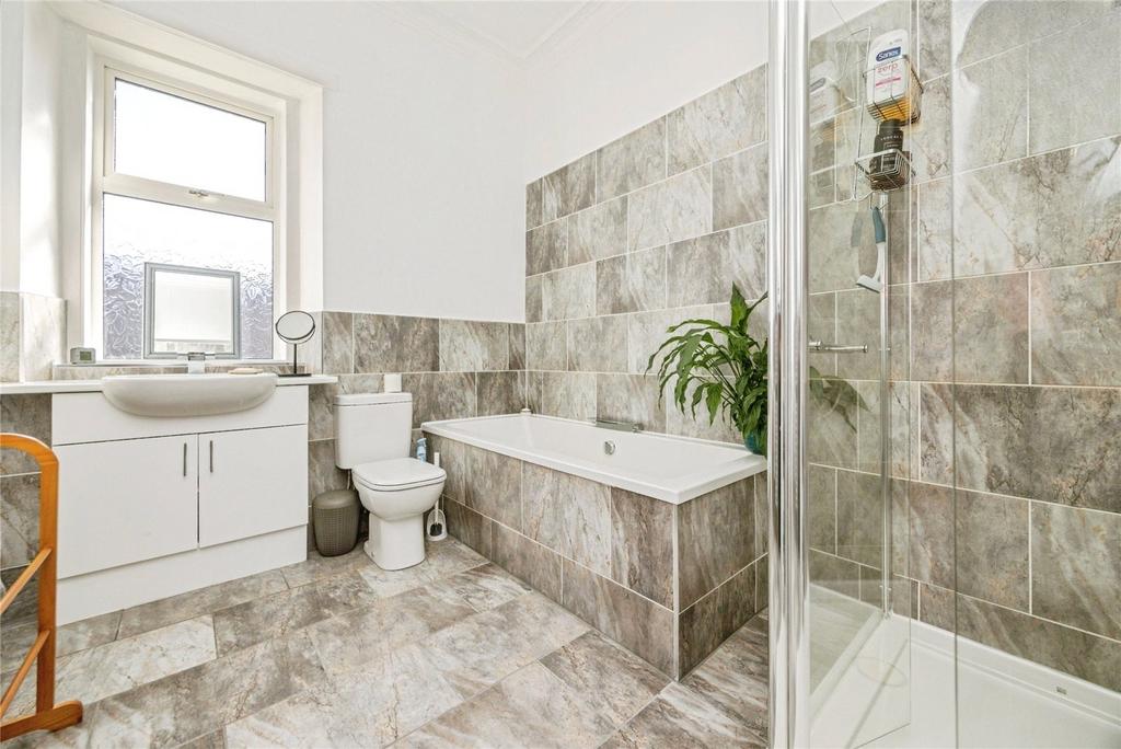 Bathroom/Wc