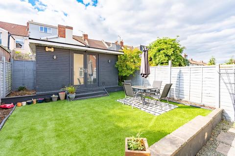 120 Bedminster Road, Bristol, BS3 5NP