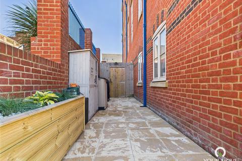 2 bedroom flat for sale, Westbrook Gardens, Kent CT9