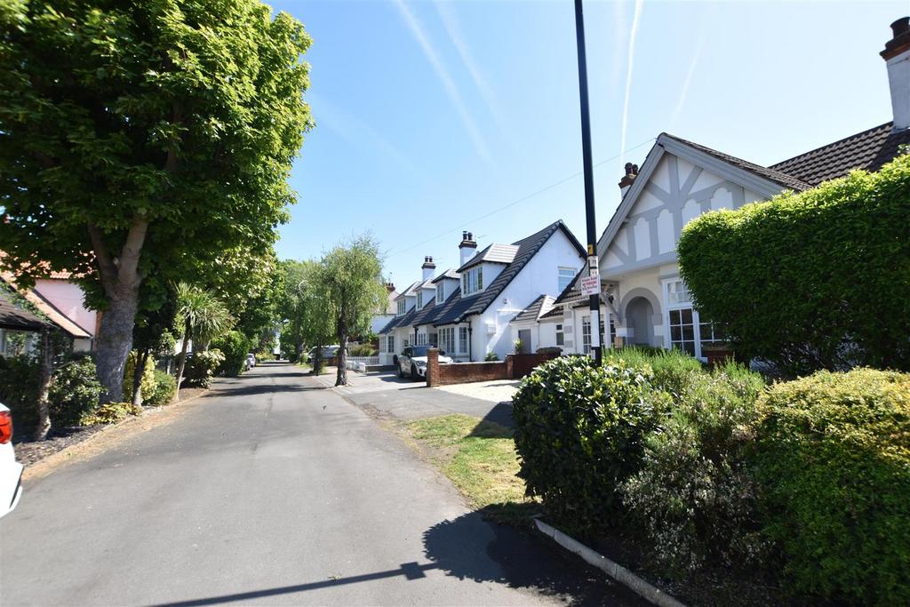 View along brooklands avenue