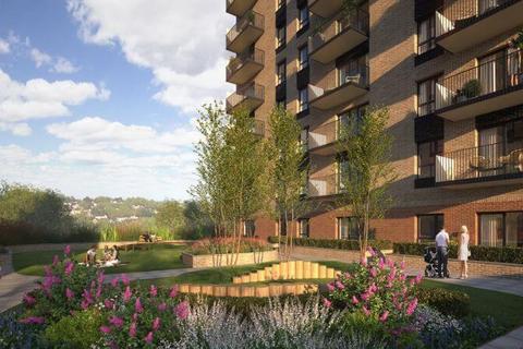 2 bedroom apartment to rent, Brook Avenue