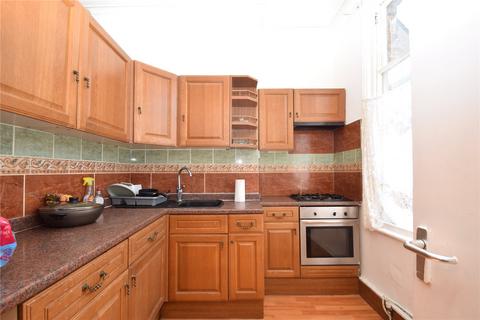 2 bedroom apartment for sale, Princess Royal Terrace, Scarborough, North Yorkshire, YO11