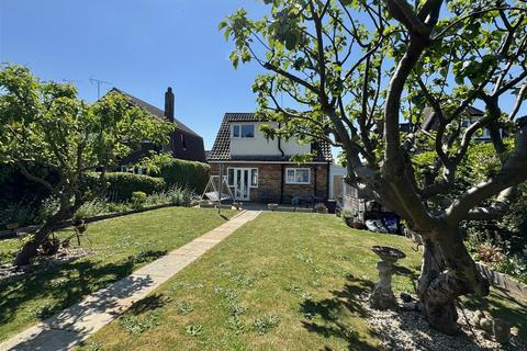 10 Brickwall Close, Burnham-on-crouch, CM0 8HB