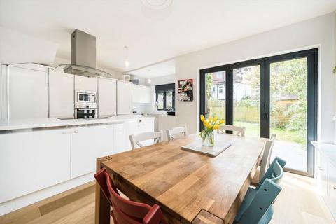 4 bedroom house for sale, Queensville Road, London SW12