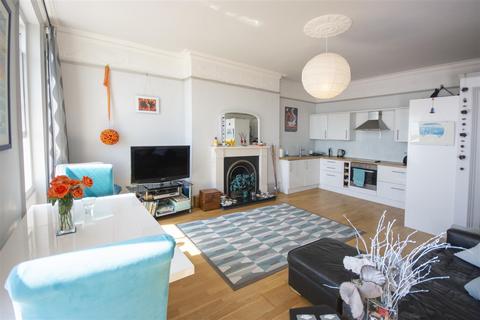 undefined, Heene Terrace, Worthing