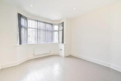 2 bedroom flat to rent, Hale Grove Gardens, Mill Hill, NW7