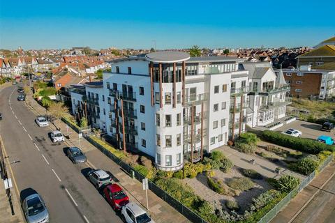 Flat 15, Hamilton Grange, 2 Crowstone Avenue, Westcliff-on-sea, SS0 8JT