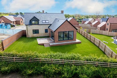 4 bedroom detached house for sale, Windmill Meadow, Brigstock  NN14