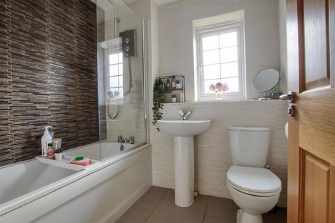 30 Buttercup Grove, Stainton, Middlesbrough, TS8 9FG