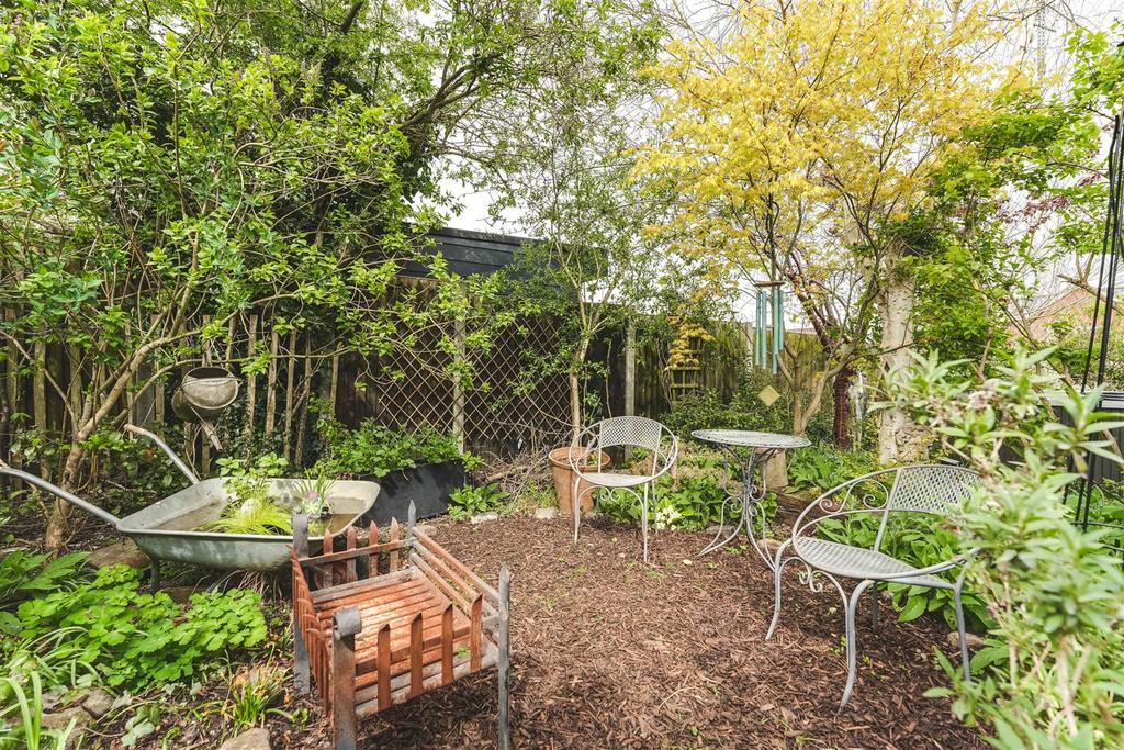 Garden a.jpg