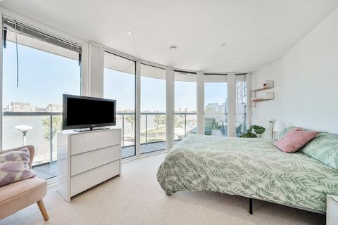 3 bedroom flat for sale, Dowells Street, Greenwich, London, SE10