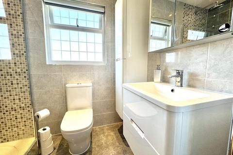 2 Hyde Road, Bexleyheath, DA7 4NL