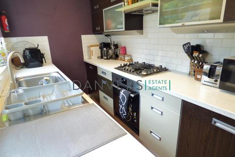 3 bedroom terraced house to rent, Cranmer Street, Leicester LE3