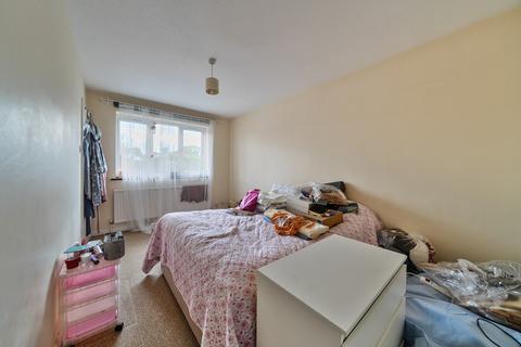 3 bedroom house for sale, Regency Drive, Ruislip