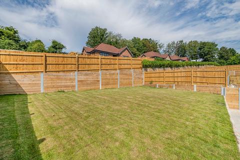4 bedroom detached house for sale, Wilsom Road, Alton, Hampshire