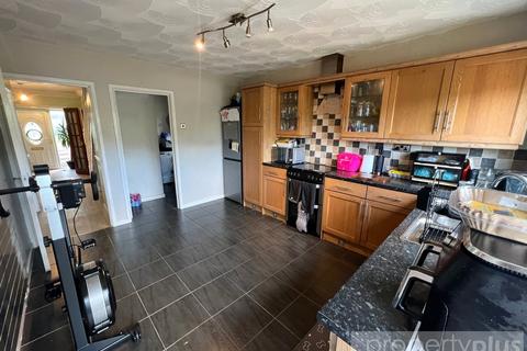 undefined, Llantrisant Road, Pontypridd, South Wales, CF37