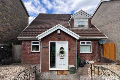 undefined, Llantrisant Road, Pontypridd, South Wales, CF37