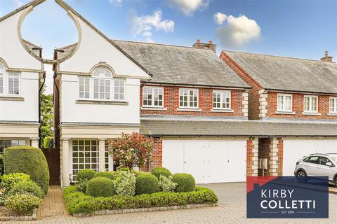 5 bedroom detached house for sale, Broxbournebury Mews, Broxbourne