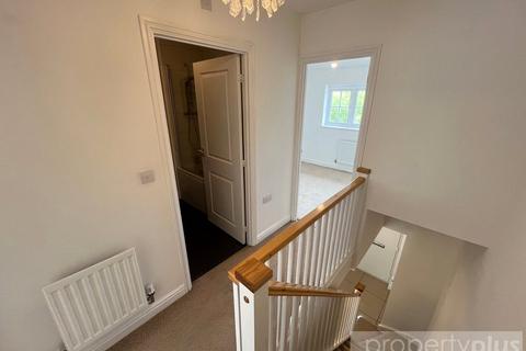 82 Parc Dan Y Bryn, Tonyrefail, Porth, CF39 8JS