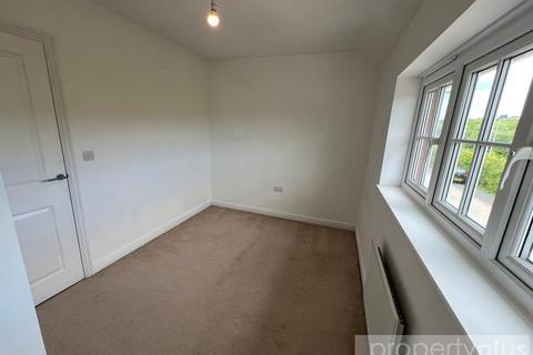 82 Parc Dan Y Bryn, Tonyrefail, Porth, CF39 8JS