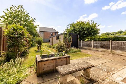 3 bedroom semi-detached house for sale, Farnsfield Avenue, Burton Joyce, Nottingham