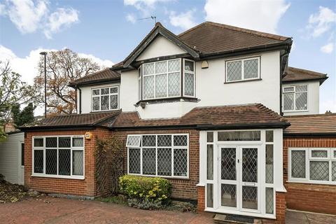 6 bedroom detached house for sale, Le May Avenue, London SE12