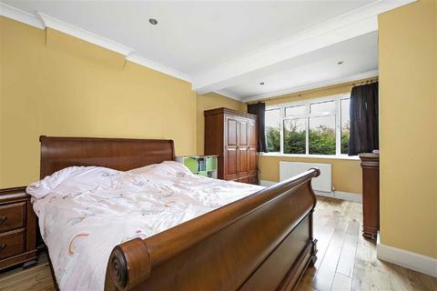6 bedroom detached house for sale, Le May Avenue, London SE12