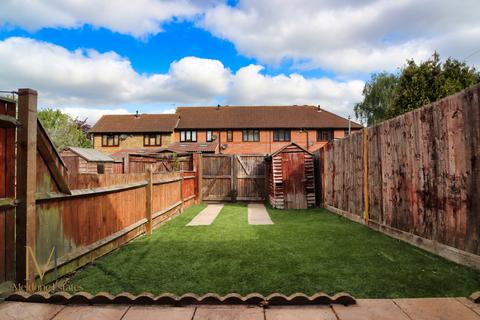 17 Hayes Road, Greenhithe, DA9 9DS