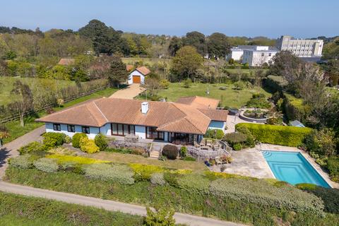 4 bedroom detached house for sale, Les Aubrets, St. Martin, Guernsey