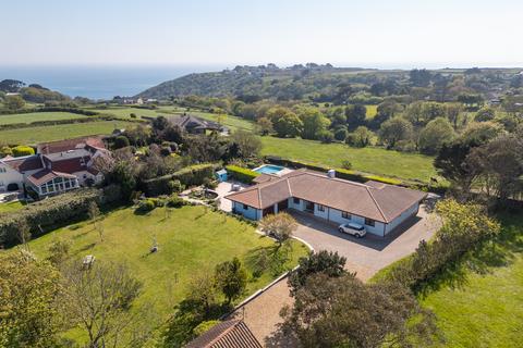 4 bedroom detached house for sale, Les Aubrets, St. Martin, Guernsey