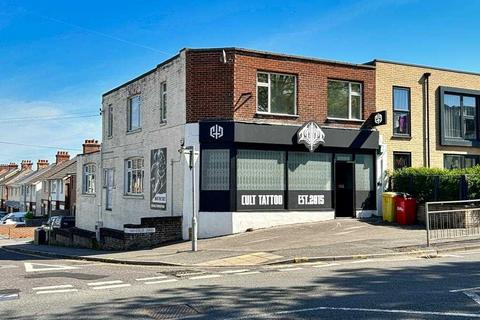 588a Ashley Road, Poole, BH14 0AQ