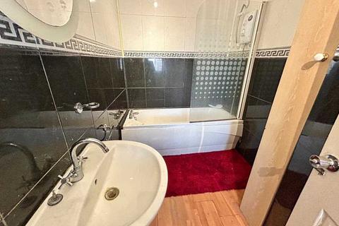 588a Ashley Road, Poole, BH14 0AQ