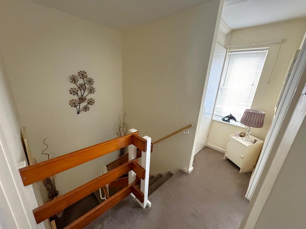 Thumbnail image3 (6).jpg