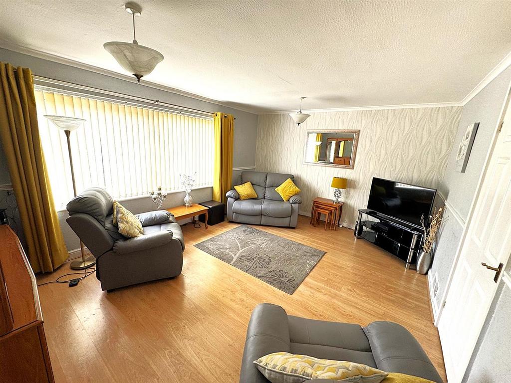 Thumbnail image0 (1).jpg