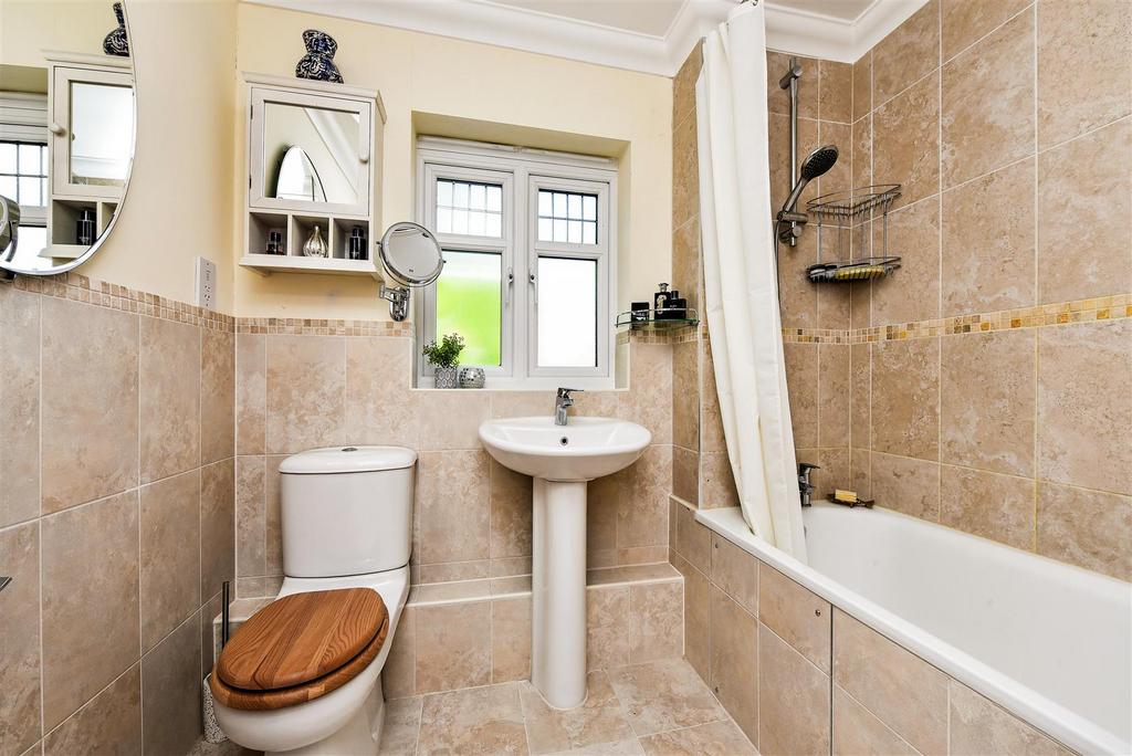 Sketch Ph6 5925782.jpg