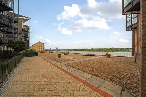3 bedroom apartment for sale, Valetta Way, Rochester, Kent