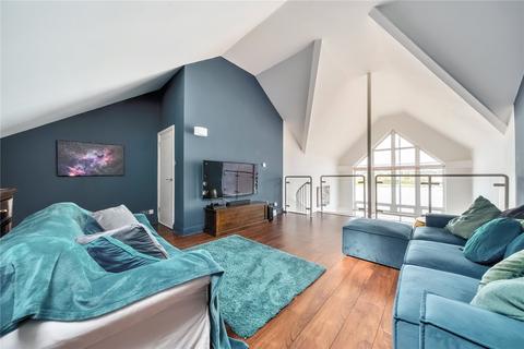 3 bedroom apartment for sale, Valetta Way, Rochester, Kent