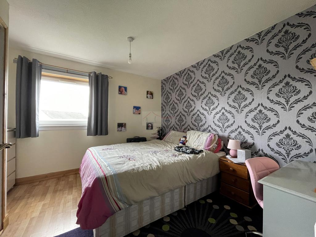 Bedroom 2a.JPG