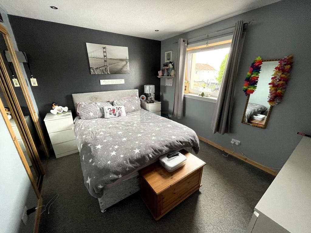 Bedroom 1a.JPG