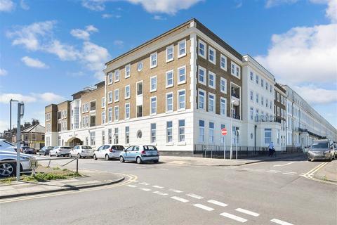 1 bedroom flat for sale, Pier Avenue, Herne Bay, Kent