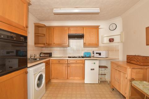 1 bedroom flat for sale, Chislet Court, Herne Bay CT6
