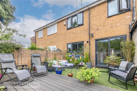 9 Brooklands Parade, Grotton, Oldham, OL4 4LA