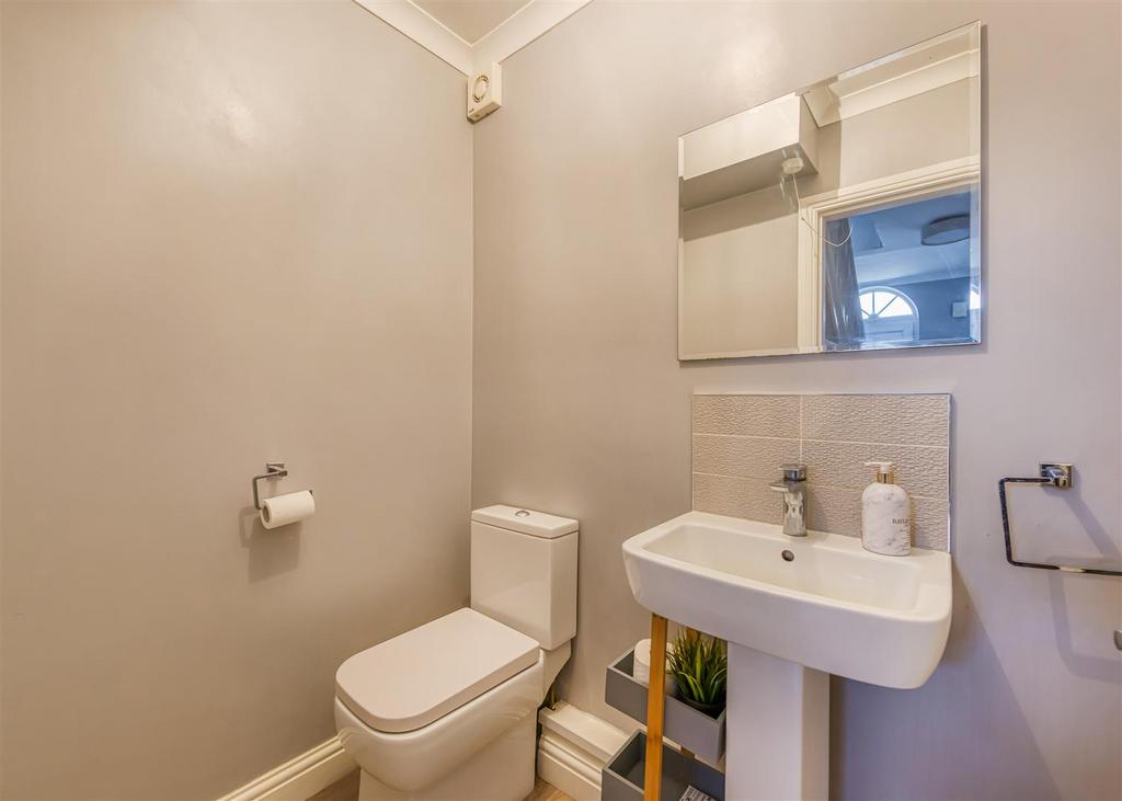2 Heath House Drive-cloaks.jpg
