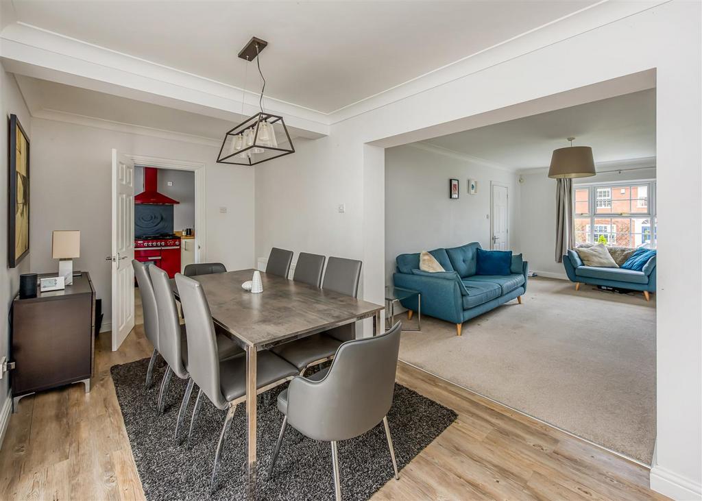 2 Heath House Drive-dining3.jpg