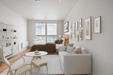 Studio for sale, Townmead Road, Fulham, London, SW6
