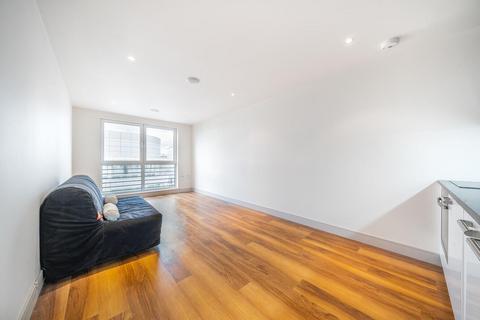 Studio for sale, Townmead Road, Fulham, London, SW6