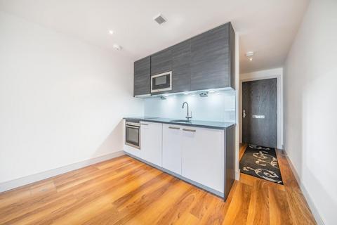 Studio for sale, Townmead Road, Fulham, London, SW6
