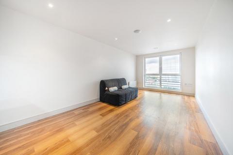 Studio for sale, Townmead Road, Fulham, London, SW6